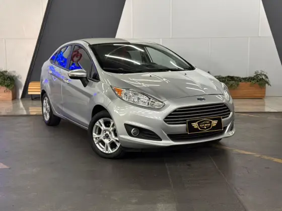 FORD FIESTA 1.6 SE SEDAN 16V FLEX 4P POWERSHIFT FORD FIESTA 1.6 SE SEDAN 16V FLEX 4P POWERSHIFT