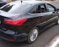 FORD FOCUS 2.0 SE PLUS SEDAN 16V FLEX 4P POWERSHIFT FORD FOCUS 2.0 SE PLUS SEDAN 16V FLEX 4P POWERSHIFT