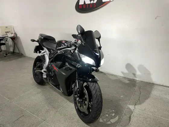 HONDA CBR 600RR HONDA CBR 600RR