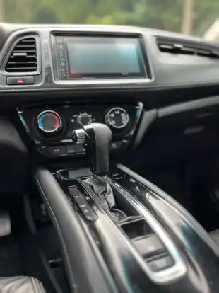 HONDA-HR-V-2021