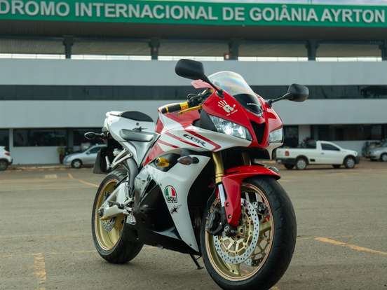 HONDA-CBR 600RR HONDA-CBR 600RR-2012
