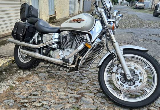 HONDA SHADOW 1100 VT 