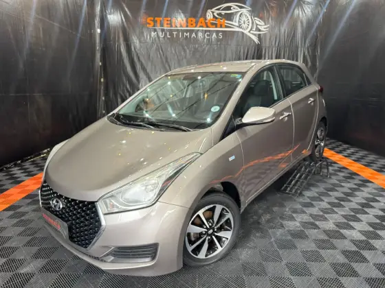 HYUNDAI HB20 1.0 COMFORT 12V FLEX 4P MANUAL HYUNDAI HB20 1.0 COMFORT 12V FLEX 4P MANUAL