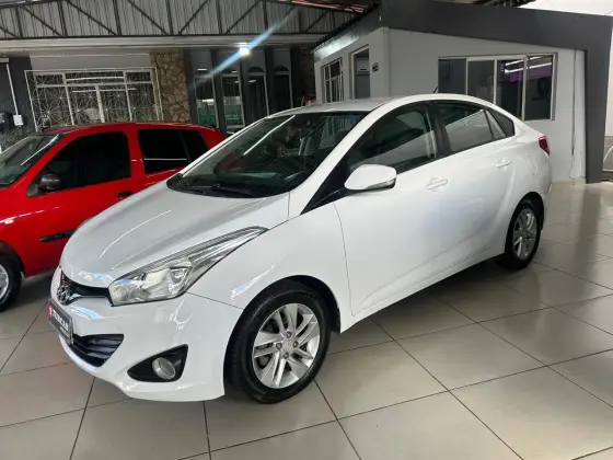 HYUNDAI HB20S 1.6 PREMIUM 16V FLEX 4P AUTOMÁTICO HYUNDAI HB20S 1.6 PREMIUM 16V FLEX 4P AUTOMÁTICO