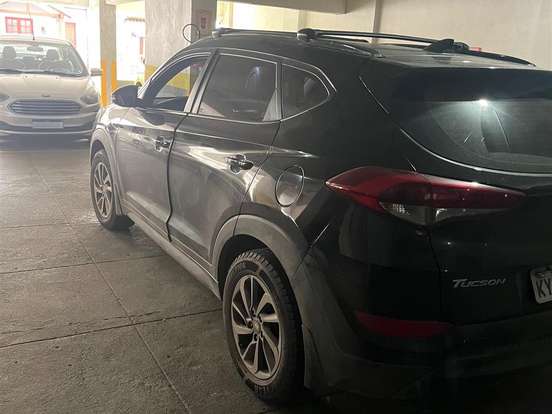 HYUNDAI-TUCSON-2.0 MPFI GLS 16V 143CV 2WD FLEX 4P AUTOMÁTICO HYUNDAI-TUCSON-2017