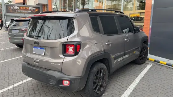JEEP RENEGADE 1.8 16V FLEX SPORT 4P AUTOMÁTICO JEEP RENEGADE 1.8 16V FLEX SPORT 4P AUTOMÁTICO