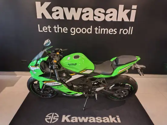 KAWASAKI-NINJA ZX-4RR-2026