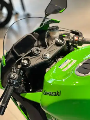 KAWASAKI-NINJA ZX-6R-2026