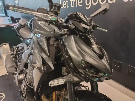 KAWASAKI-Z1100 KAWASAKI-Z1100-2026