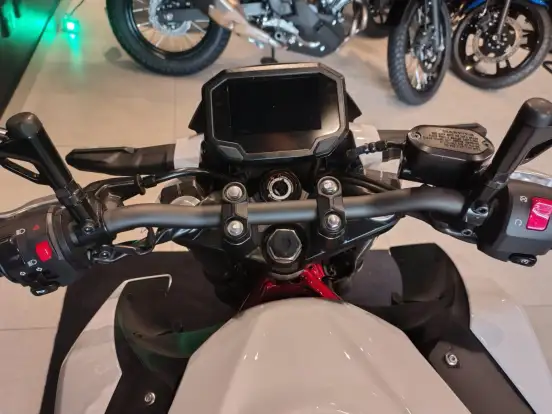 KAWASAKI-Z500 SE KAWASAKI-Z500 SE-2026