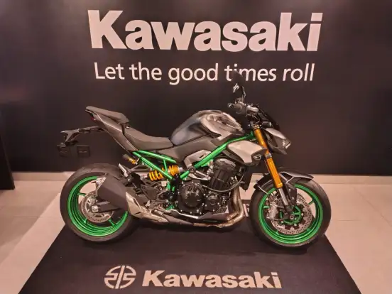 KAWASAKI-Z900 SE KAWASAKI-Z900 SE-2026