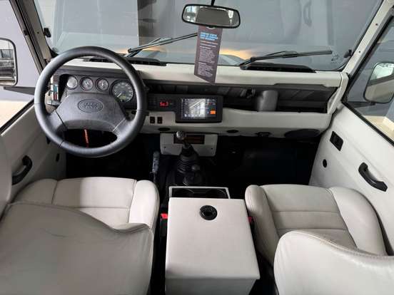 LAND ROVER-DEFENDER-2.5 90 SW TETO RIGIDO 4X4 TURBO INTERCOOLER DIESEL 2P MANUAL LAND ROVER-DEFENDER-2001