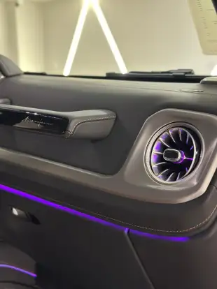 MERCEDES-BENZ-G 63 AMG-2025