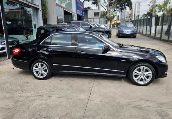 MERCEDES-BENZ-E 350-3.5 V6 CGI GASOLINA GUARD 4P AUTOMÁTICO MERCEDES-BENZ-E 350-2012