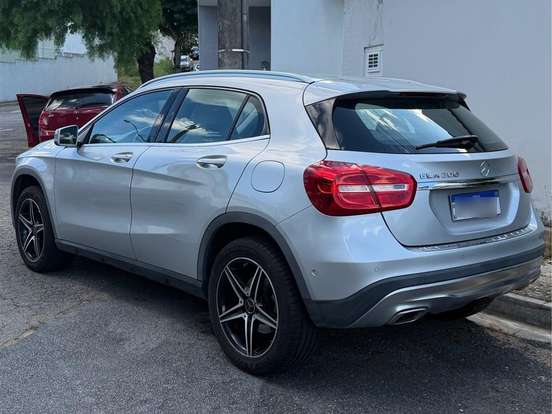 MERCEDES-BENZ-GLA 200-1.6 CGI ADVANCE 16V TURBO FLEX 4P AUTOMÁTICO MERCEDES-BENZ-GLA 200-2017