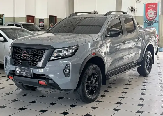 NISSAN FRONTIER 2.3 16V TURBO DIESEL PRO4X CD 4X4 AUTOMÁTICO NISSAN FRONTIER 2.3 16V TURBO DIESEL PRO4X CD 4X4 AUTOMÁTICO