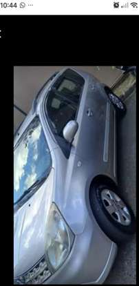 NISSAN-LIVINA-1.8 SL 16V FLEX 4P AUTOMÁTICO NISSAN-LIVINA-2011