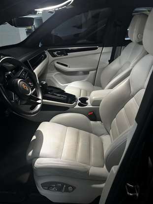 PORSCHE-MACAN-2022