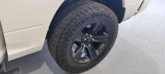 /en/city-santa-catarina/cate-car-used-car/ram-classic-2022-5-7-v8-gasoline-laramie-night-edition-cd-4x4-automatic-48491609826853888/-15