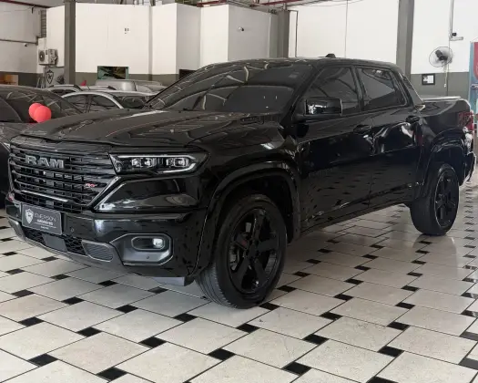RAM RAMPAGE 2.0 HURRICANE 4 TURBO GASOLINA R/T 4X4 AUTOMÁTICO
