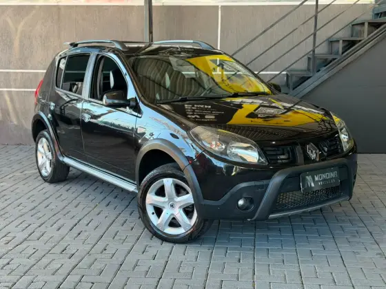 RENAULT SANDERO 1.6 STEPWAY 16V FLEX 4P MANUAL RENAULT SANDERO 1.6 STEPWAY 16V FLEX 4P MANUAL