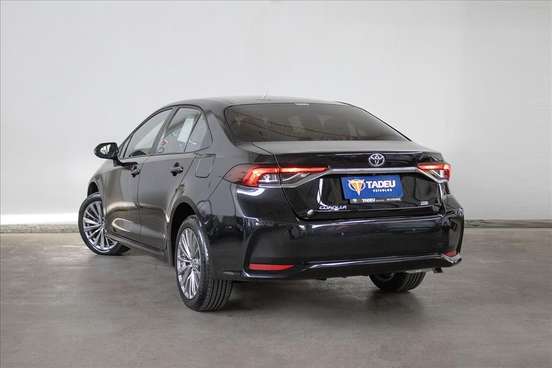 TOYOTA-COROLLA-2023
