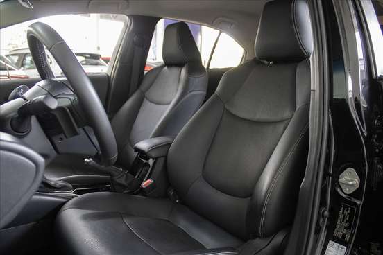 TOYOTA-COROLLA-2023