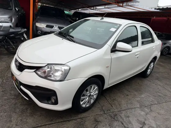TOYOTA ETIOS 1.5 X SEDAN 16V FLEX 4P AUTOMÁTICO TOYOTA ETIOS 1.5 X SEDAN 16V FLEX 4P AUTOMÁTICO