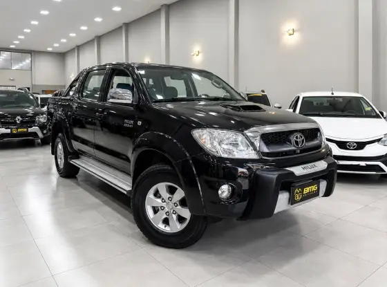 TOYOTA HILUX 3.0 SRV 4X2 CD 16V TURBO INTERCOOLER DIESEL 4P MANUAL TOYOTA HILUX 3.0 SRV 4X2 CD 16V TURBO INTERCOOLER DIESEL 4P MANUAL