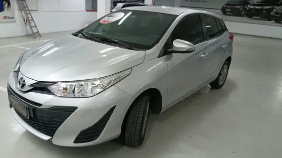 TOYOTA YARIS 1.5 16V FLEX XL PLUS CONNECT MULTIDRIVE TOYOTA YARIS 1.5 16V FLEX XL PLUS CONNECT MULTIDRIVE