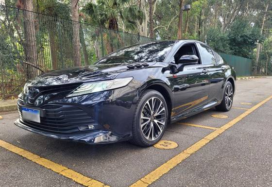 TOYOTA CAMRY 3.5 XLE V6 24V GASOLINA 4P AUTOMÁTICO