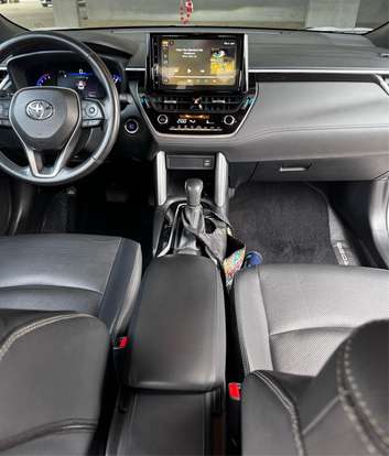 TOYOTA-COROLLA CROSS-2023