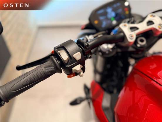 TRIUMPH-STREET TRIPLE 765 RS-2024