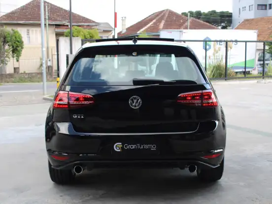 VOLKSWAGEN-GOLF-2.0 TSI GTI 16V TURBO GASOLINA 4P AUTOMÁTICO VOLKSWAGEN-GOLF-2015