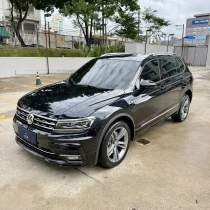 VOLKSWAGEN TIGUAN 2.0 350 TSI GASOLINA ALLSPACE R-LINE 4MOTION DSG VOLKSWAGEN TIGUAN 2.0 350 TSI GASOLINA ALLSPACE R-LINE 4MOTION DSG
