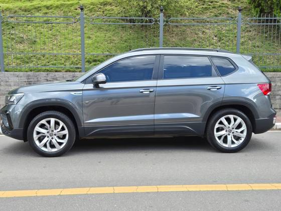 VOLKSWAGEN TAOS 1.4 250 TSI TOTAL FLEX COMFORTLINE AUTOMÁTICO