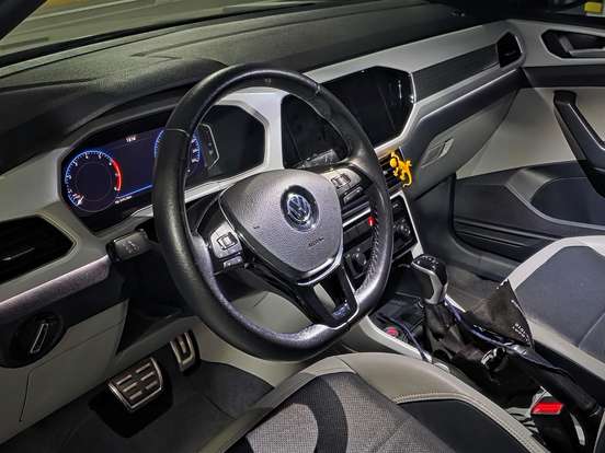 VOLKSWAGEN-T-CROSS-1.4 250 TSI TOTAL FLEX HIGHLINE AUTOMÁTICO VOLKSWAGEN-T-CROSS-2021