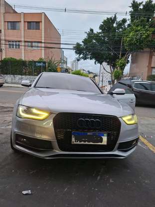 AUDI-A4-2015