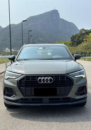 AUDI-Q3-2019