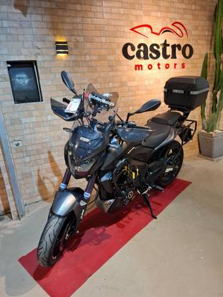 BAJAJ DOMINAR 400 
