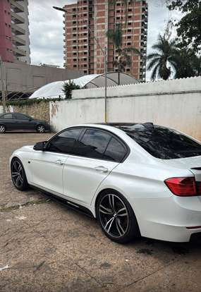BMW-320i-2.0 16V TURBO GASOLINA 4P AUTOMÁTICO BMW-320i-2013