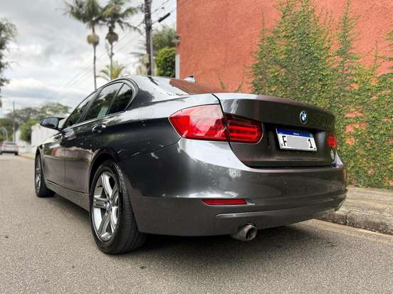 BMW-320i-2.0 GP 16V TURBO ACTIVE FLEX 4P AUTOMÁTICO BMW-320i-2013