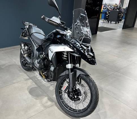 BMW R 1300 GS TRIPLE BLACK 