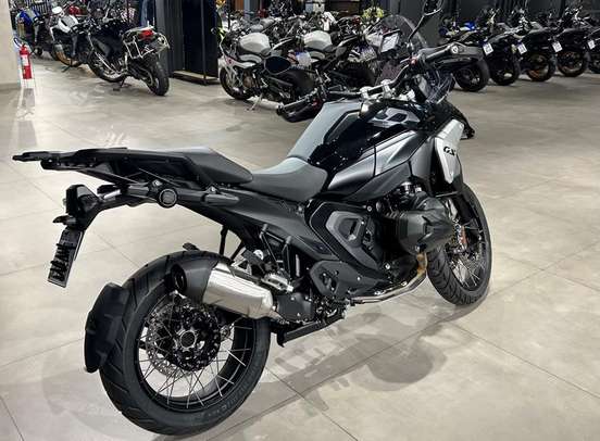 BMW-R 1300 GS TRIPLE BLACK-2024