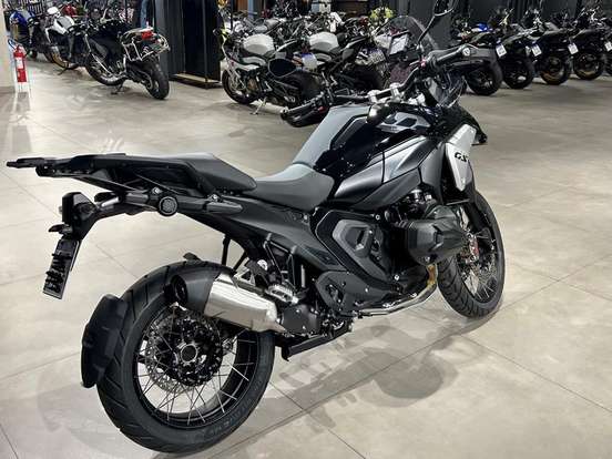 BMW-R 1300 GS TRIPLE BLACK BMW-R 1300 GS TRIPLE BLACK-2024