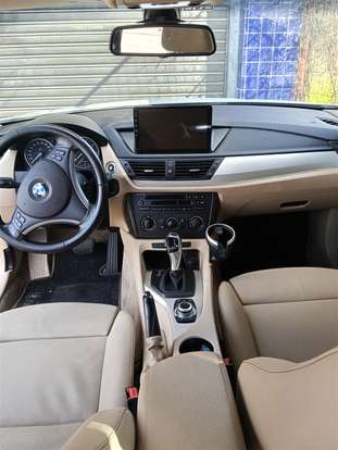 BMW-X1-2012