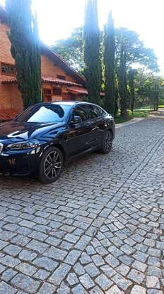 BMW-X4-2023