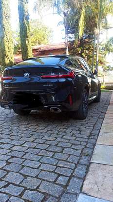 BMW-X4-2023