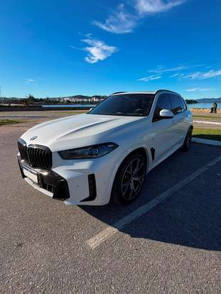 BMW-X5-2023