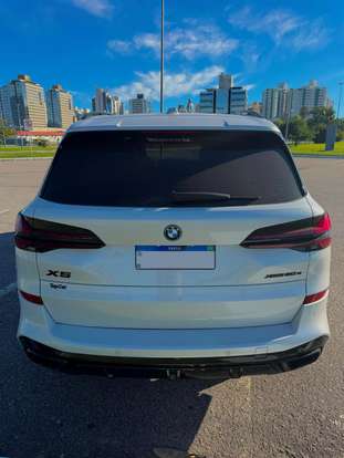 BMW-X5-2023